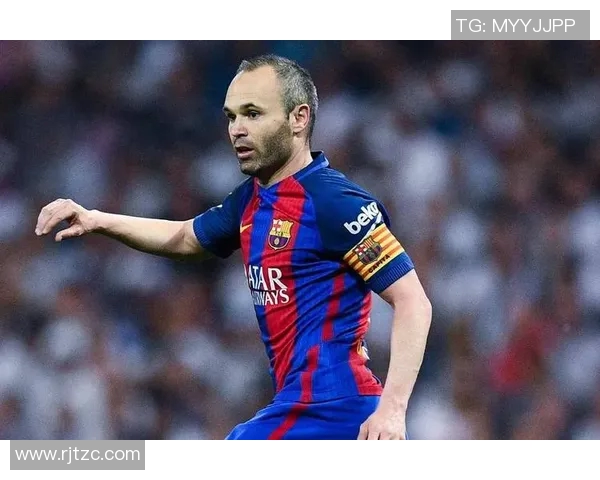 足球明星宣传册：聚焦球场传奇与背后的奋斗故事